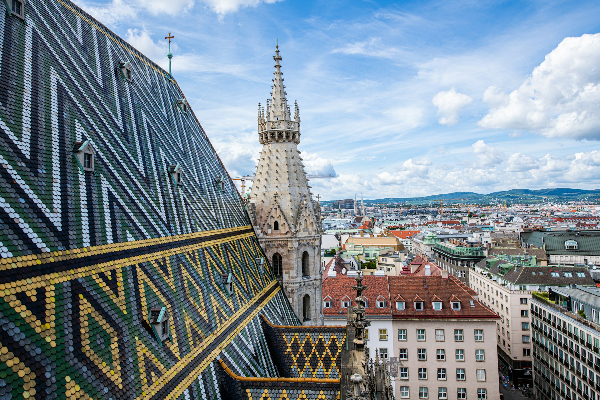 cityscape during daytime
